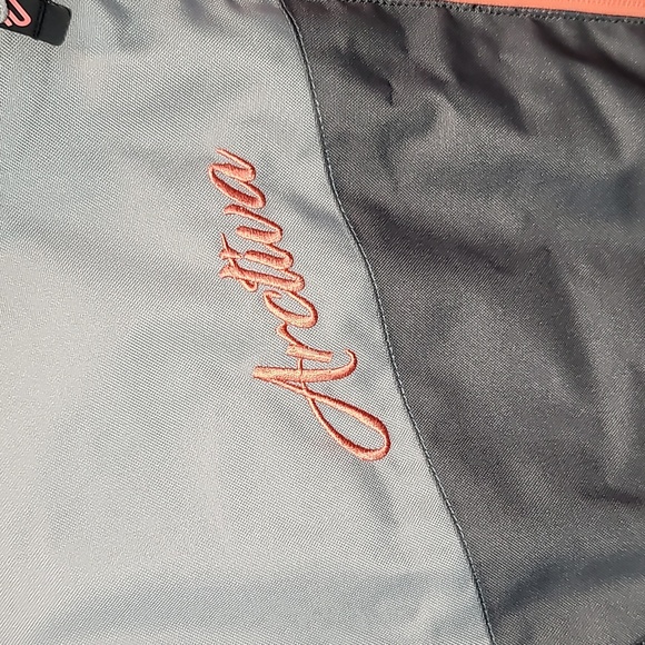 Arctiva snowmobile jacket - Picture 3 of 11